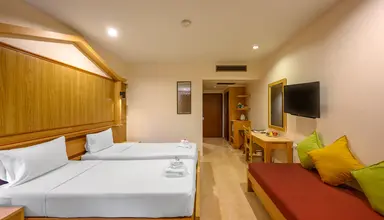 Patong Lodge (Phuket)