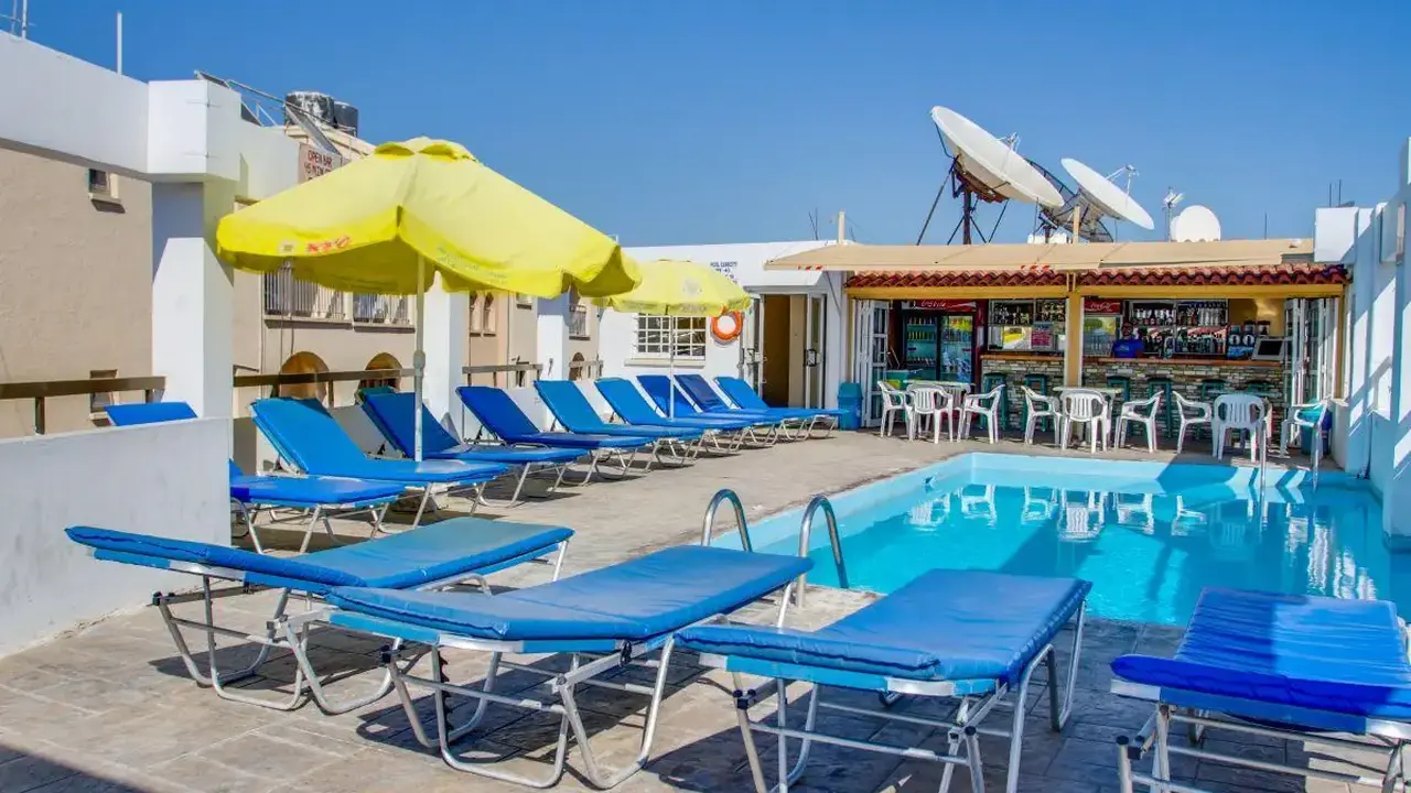 Paul Marie Hotel Apartments