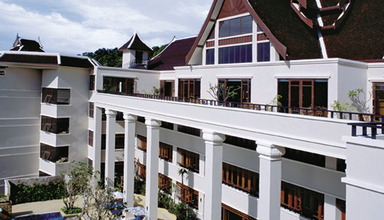 Pavilion Queen's Bay