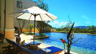 Pavilion Queen's Bay