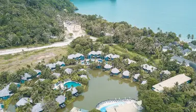 Peace Laguna Resort