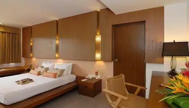 Peach Blossom Resort