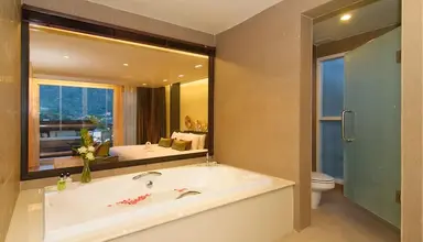 Peach Blossom Resort