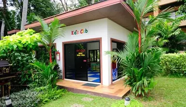 Peach Blossom Resort
