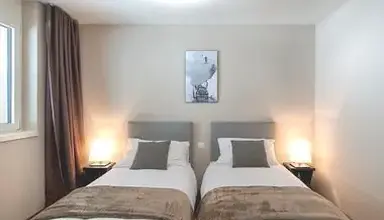 Peaks Place