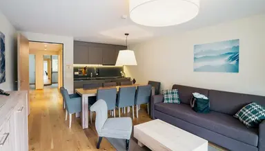 Peaks Place