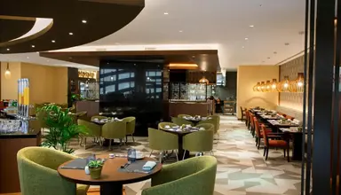 Pearl Rotana Capital Centre