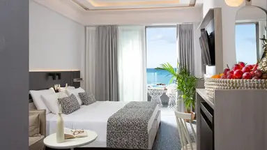 Pearl SeaBreeze Suites