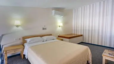 Pearl SeaBreeze Suites