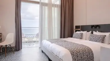 Pearl SeaBreeze Suites