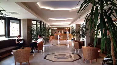 Pearl SeaBreeze Suites