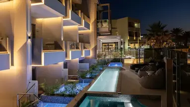 Pearl SeaBreeze Suites