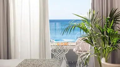 Pearl SeaBreeze Suites
