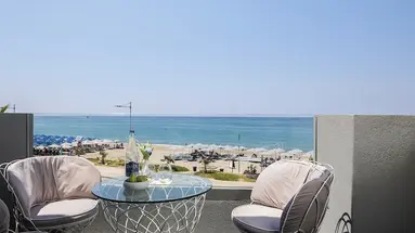Pearl SeaBreeze Suites