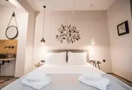 Pefkon Boutique