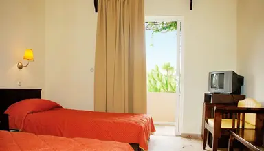 Peli