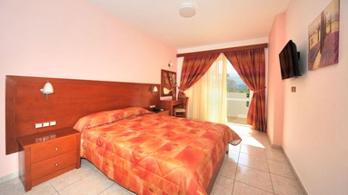 Pelopas Resort