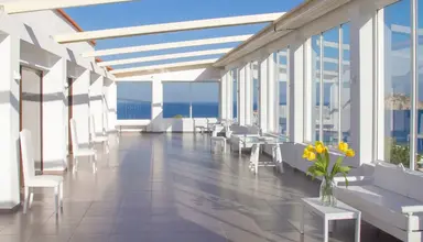 Peninsula Resort & Spa