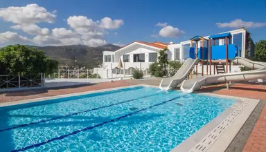 Peninsula Resort & Spa