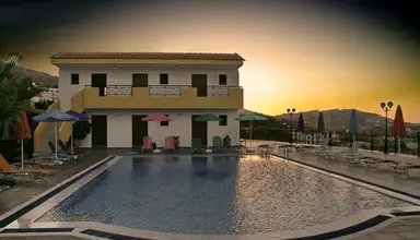 Pennystella Apartments