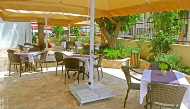 Pera Inn