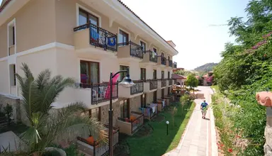 Perdikia Beach