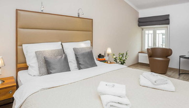 Pergamin Royal Apartments