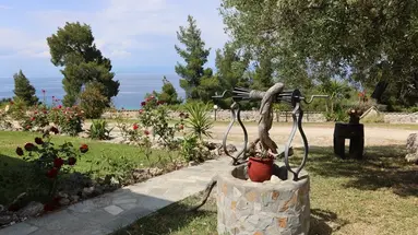 Peristeridis