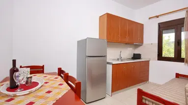 Peristeridis