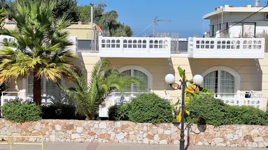 Perla Beach (Agia Marina)