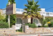 Perla Beach (Agia Marina)