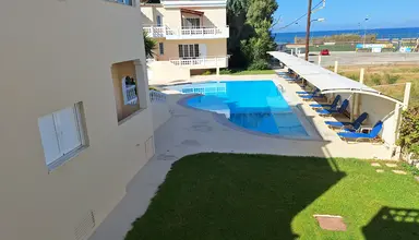 Perla Beach (Agia Marina)
