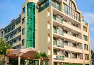 Perla Plaza