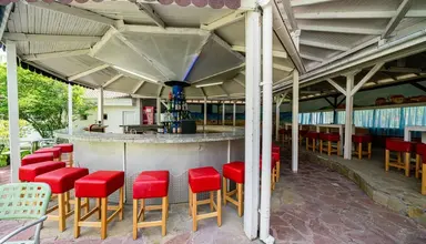 Perla Plaza
