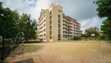Perla Plaza