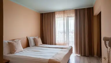 Perla Plaza