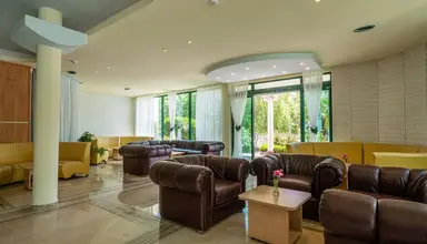 Perla Plaza