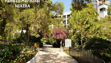 Perre La Mer Resort & Spa