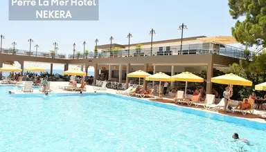 Perre La Mer Resort & Spa