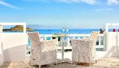 Petinos Beach