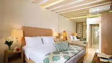 Petinos Beach