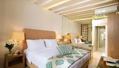 Petinos Beach
