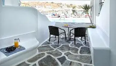 Petinos Beach
