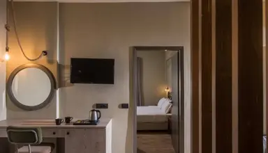 Petousis & Suites