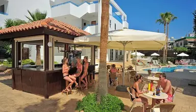 Petrosana Hotel Apts