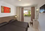 Petrosana Hotel Apts