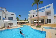 Petrosana Hotel Apts