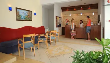 Petrosana Hotel Apts