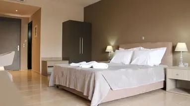 Phaedra Suites