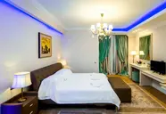 Phoenicia Royal